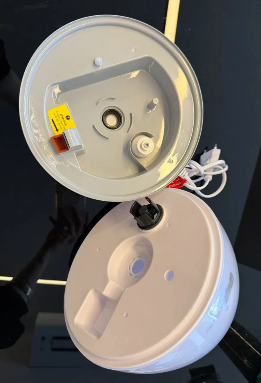 Umidificador Com Luminária e Difusor de Aromas Air Flow Branco e Cinza WAP 127V/220V