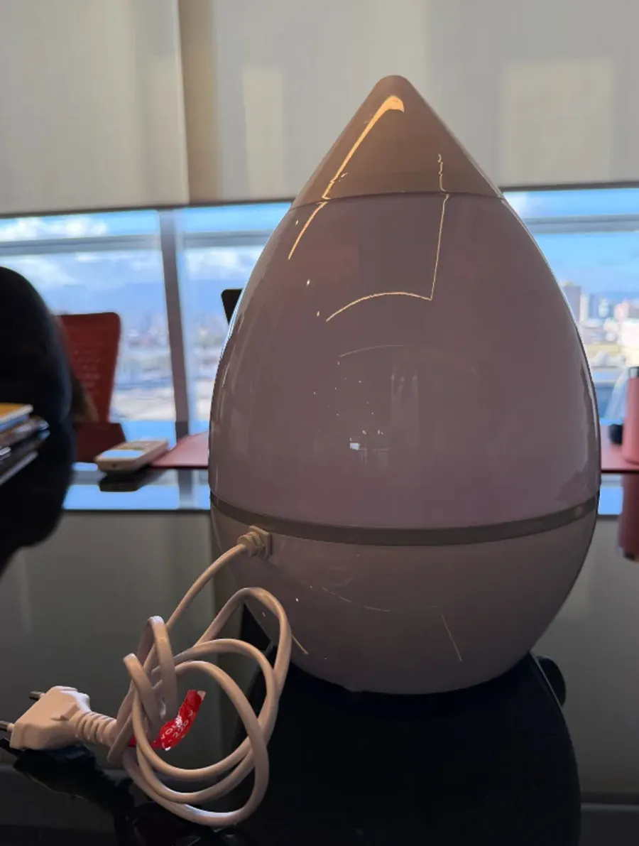 Umidificador Com Luminária e Difusor de Aromas Air Flow Branco e Cinza WAP 127V/220V