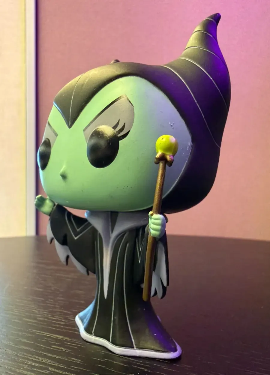 Boneco Funko Pop! Disney Sleeping Beauty 65th Maleficent