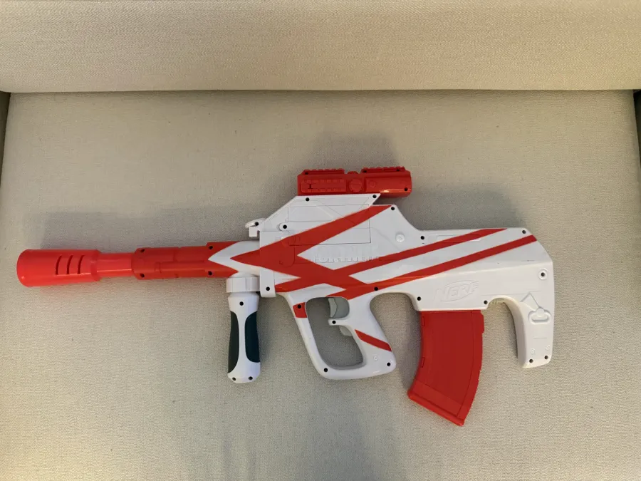 Nerf Fortnite B-AR — Lançador Motorizado (bullpup)